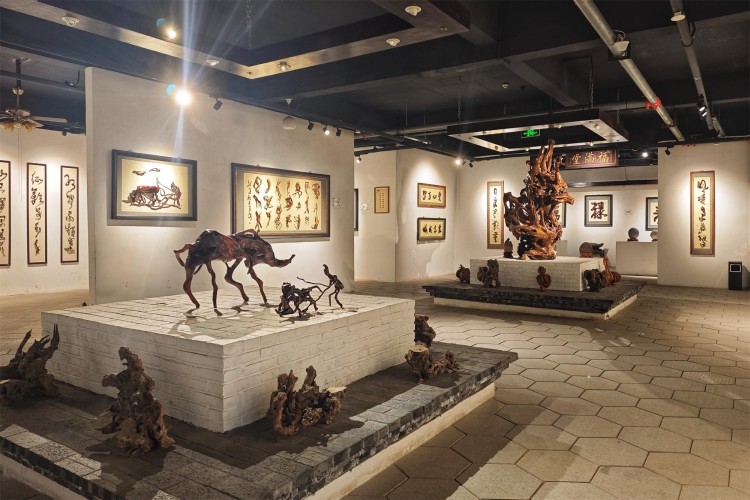 四川乐山23件非遗作品入藏中国国家版本馆